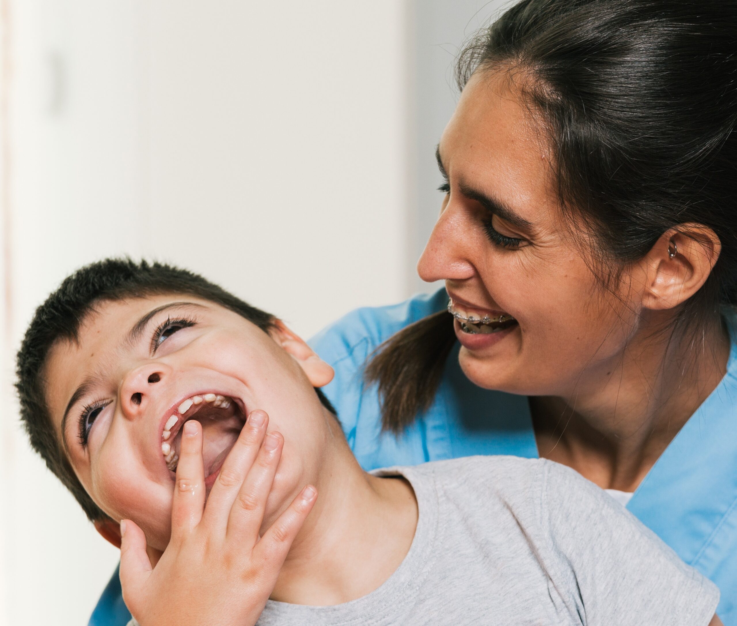 Accompagnement à domicile et handicap : quels besoins du quotidien peut-il couvrir ?